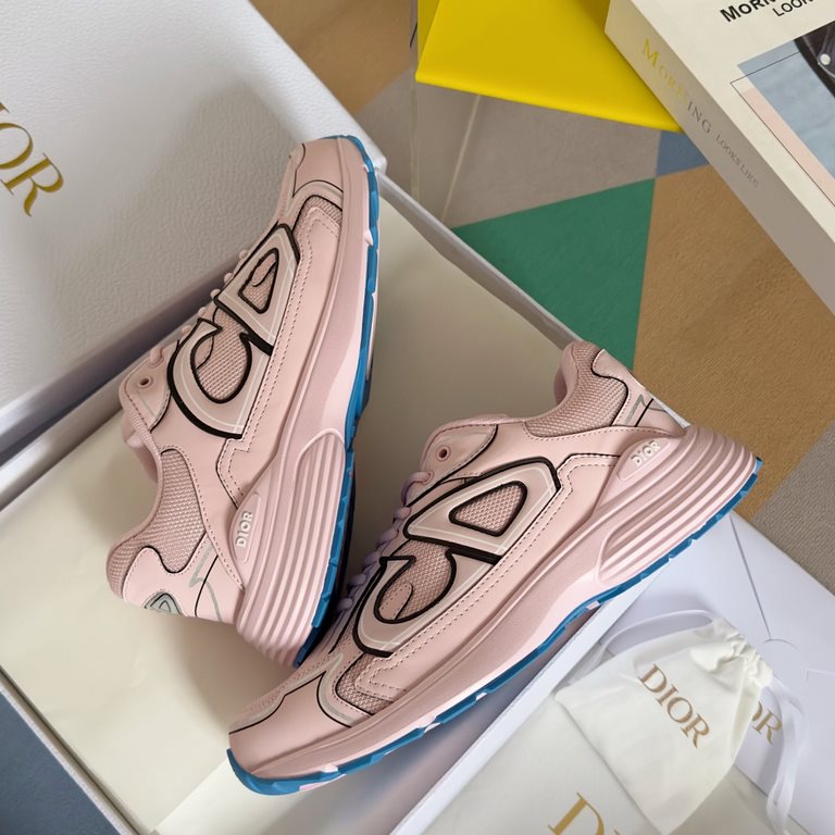 [Dongguan Goods] New ColorwayDior Dior B30 Reflective Dad ShoesThe Dior logo on the tongue also indicates that these shoes are the B30 model! The B30 utilizes delicate leather and mesh fabric materials to form the body o