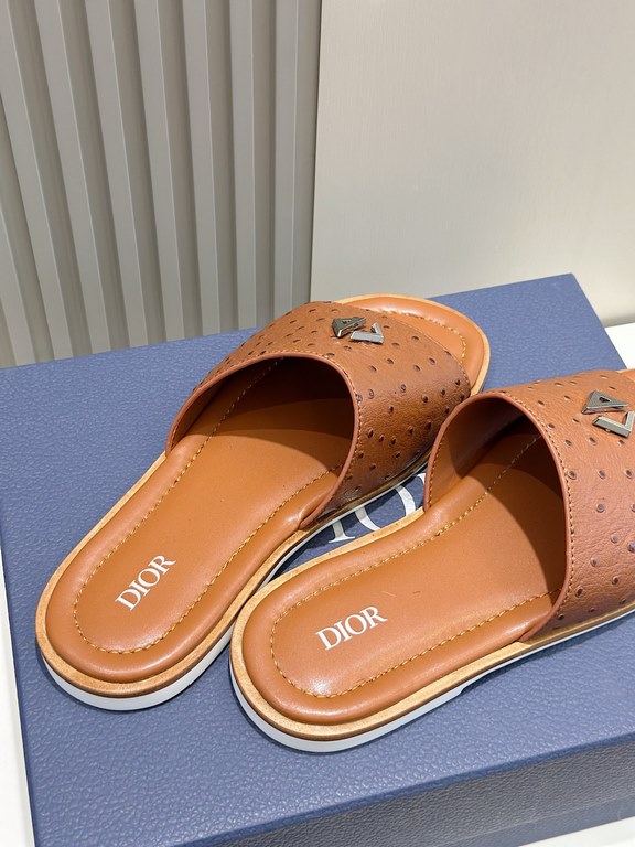 Dior Alias Men's Cowhide SlippersNew for summer, these Alias sandals make a statement of casual elegance. Crafted from grained cowhide leather, Oblique printed fabric and lined with cowhide leather! Cross-strap design wi