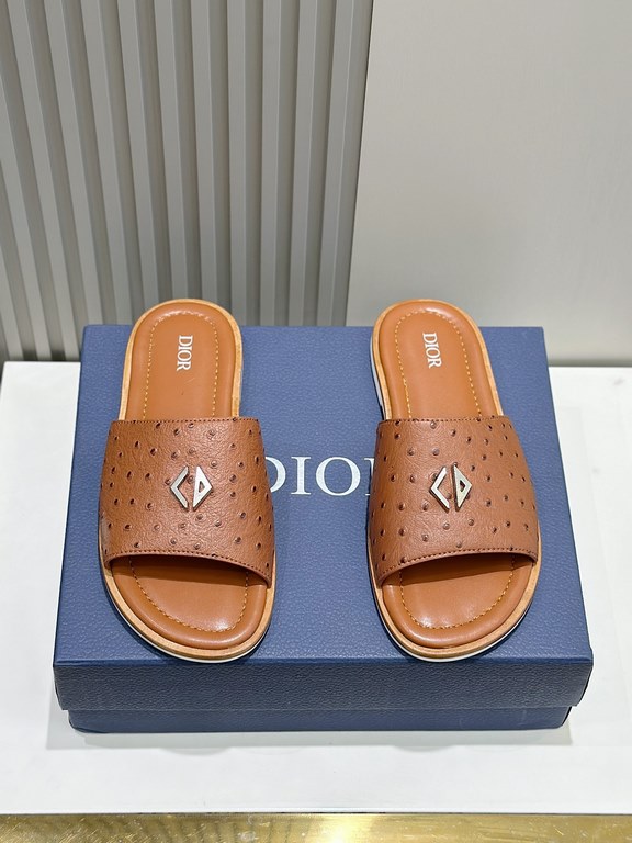 Dior Alias Men's Cowhide SlippersNew for summer, these Alias sandals make a statement of casual elegance. Crafted from grained cowhide leather, Oblique printed fabric and lined with cowhide leather! Cross-strap design wi