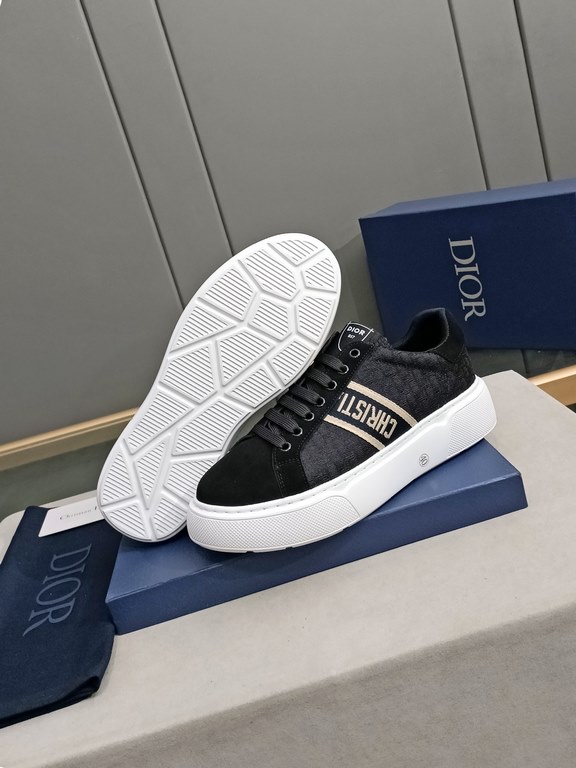 P Upgraded Dio~r   Fashion silhouette highlights the heavy texture. Crafted from cowhide  Dior-specific materials! With a Dior logo padded tongue and a foam sole, the ultra-lightweight, wear-resistant casual look adds a 