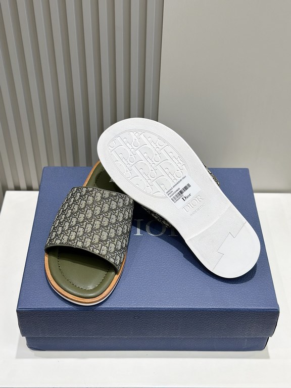 Dior Alias Men's Cowhide SlippersNew for summer, these Alias sandals make a statement of casual elegance. Crafted from grained cowhide leather, Oblique printed fabric and lined with cowhide leather! Cross-strap design wi