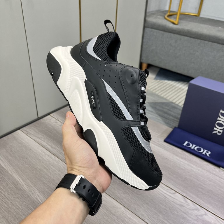 Factory   Dior's latest casual sneakers     Couples fashion explosive models,   version of the simple atmosphere,   fabric using imported cowhide with the original mesh,   comfortable and breathable mesh lining, the orig