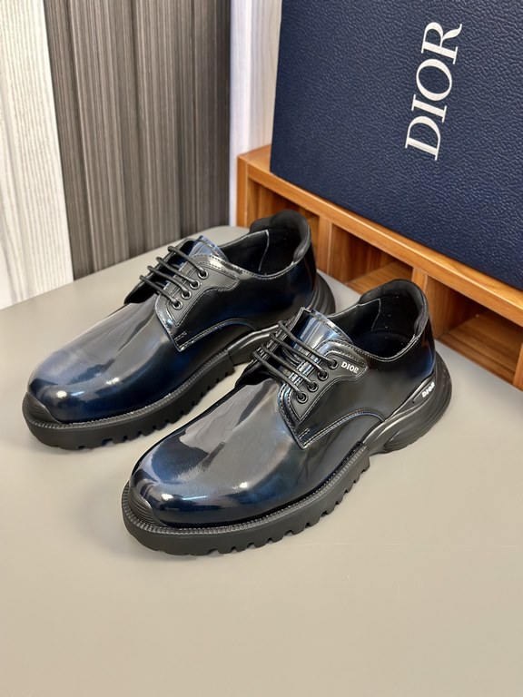 Dio - Dior  High version . Counter synchronization sale. Upper made of imported Italian cowhide leather  with original printed fabric. Original water-dyed cowhide lining. Highlighting the high end - noble - grade workman