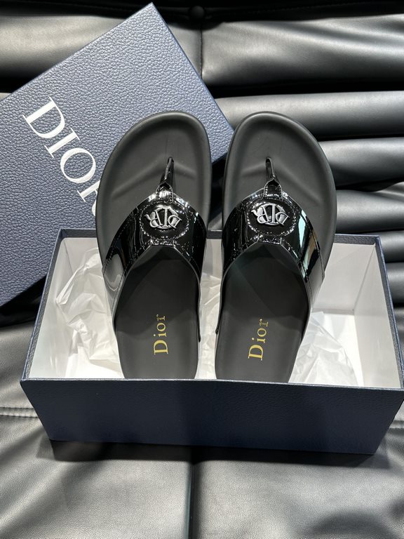 Dio~ High-end men's summer slippers, upper material head layer cowhide, original hardware decoration, private mold outsole, perfect details, showing the big style, casual loose comfortable type, high quality boutique, su