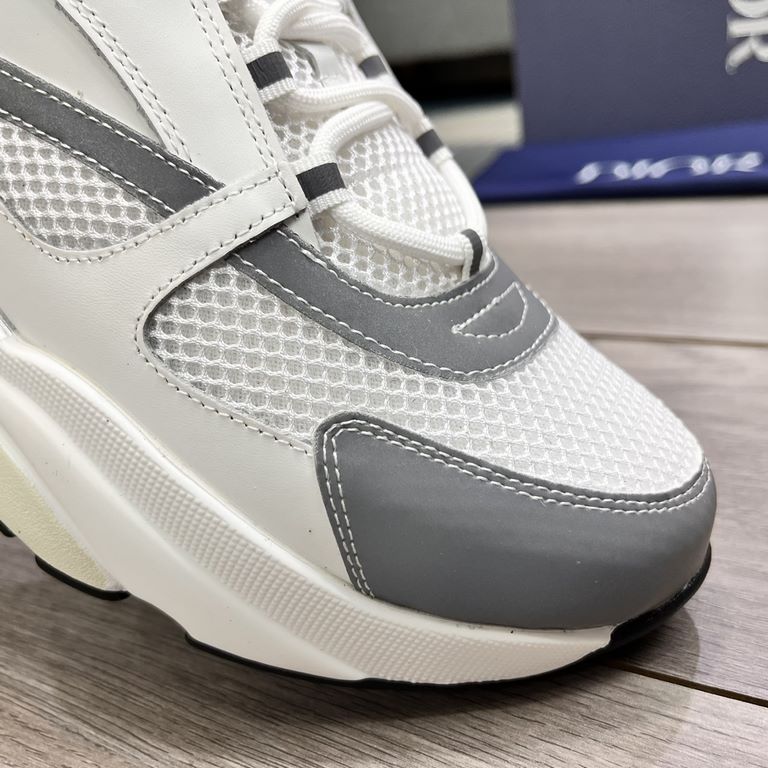 Factory   Dior's latest casual sneakers     Couples fashion explosive models,   version of the simple atmosphere,   fabric using imported cowhide with the original mesh,   comfortable and breathable mesh lining, the orig