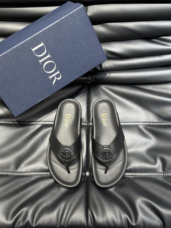 Dio~ High-end men's summer slippers, upper material head layer cowhide, original hardware decoration, private mold outsole, perfect details, showing the big style, casual loose comfortable type, high quality boutique, su