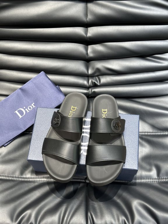 Dio~ High-end men's summer slippers, upper material head layer cowhide, original hardware decoration, private mold outsole, perfect details, showing the big style, casual loose comfortable type, high quality boutique, su