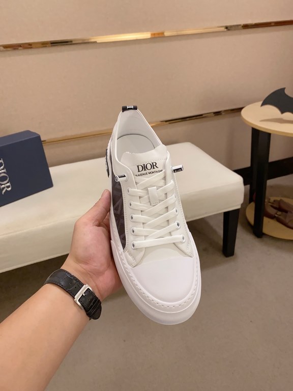 Factory price [Dior] new casual sports style men's shoes, new spring and summer models design, perfect workmanship, lace-up lazy models to create the quality of the suitcase, Upper imported first layer cowhide, senior sh