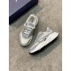 Dior Dior B22 Men's Jogging Fashion SneakersThis piece draws inspiration from vintage joggers. Featuring a chunky low-top design, the upper is made from selected cowhide leather and mesh fabric with a black and white emb