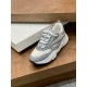 Dior Dior B22 Men's Jogging Fashion SneakersThis piece draws inspiration from vintage joggers. Featuring a chunky low-top design, the upper is made from selected cowhide leather and mesh fabric with a black and white emb