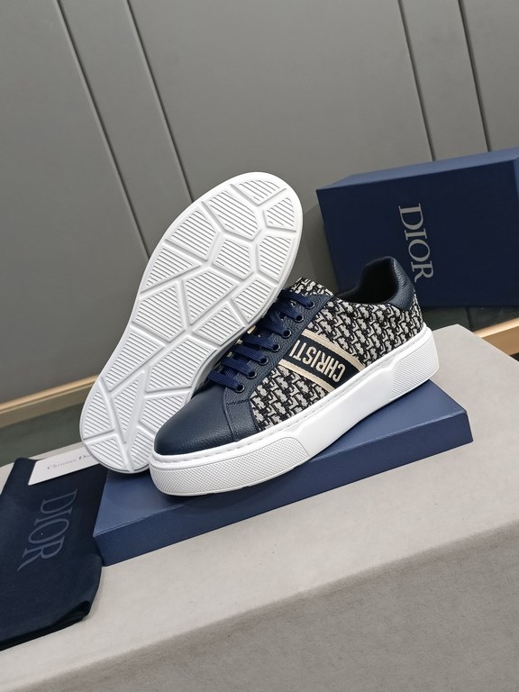 P Upgraded Dio~r   Fashion silhouette highlights the heavy texture. Crafted from cowhide  Dior-specific materials! With a Dior logo padded tongue and a foam sole, the ultra-lightweight, wear-resistant casual look adds a 