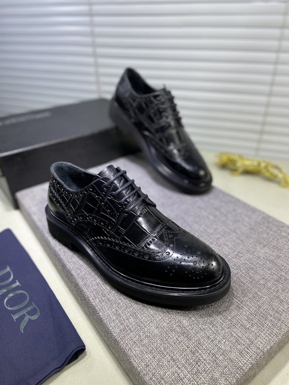 Factory   original single  [DIOR] Dior   popular explosion models casual leather shoes   fashionable atmosphere     秘 fabric the original imported open-edge beaded cowhide, washed cow   leather lining, the original open 