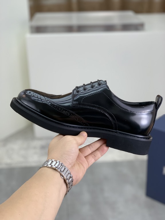 Factory price   top version      water-dyed cowhide original single quality Dior - . Dior original single on behalf of the purchase of high-end business shoes, fabric the use of Italian imports of open-edge beads of cowh