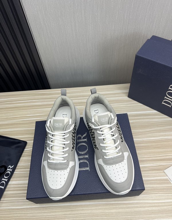 Factory   DIOR.Dior Couple's Hot Sale The new trend is destined to be a mainstream super single  .  upper using exclusive customized original cowhide material   cow game meat splicing brand special LOGO fabrics  outsole 