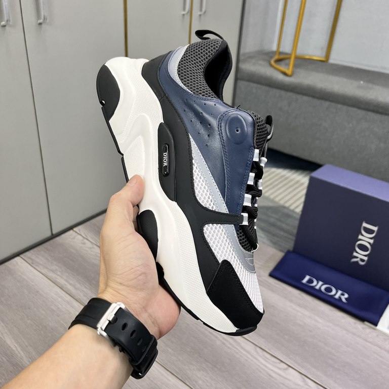 Factory   Dior's latest casual sneakers     Couples fashion explosive models,   version of the simple atmosphere,   fabric using imported cowhide with the original mesh,   comfortable and breathable mesh lining, the orig