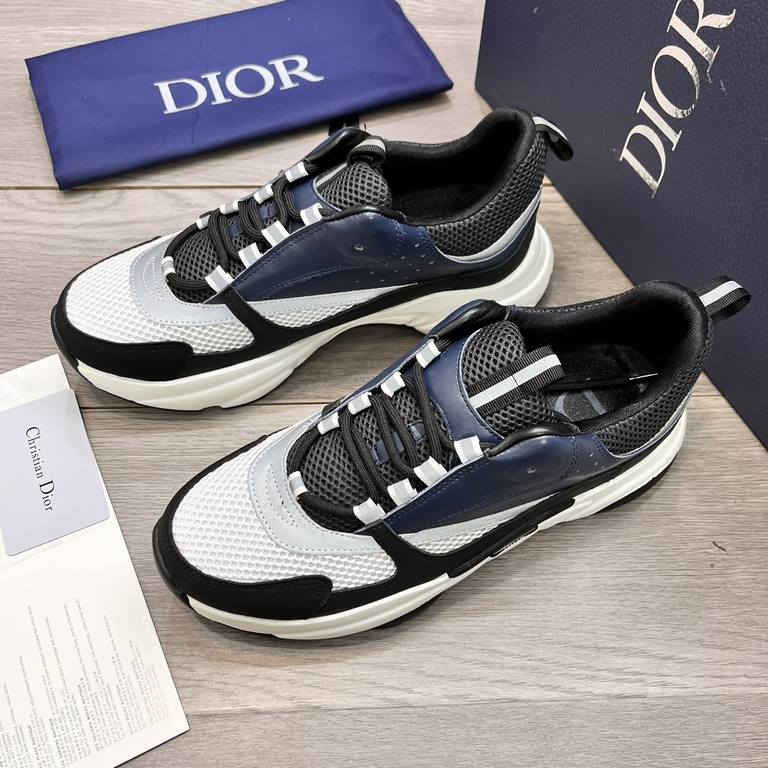 Factory   Dior's latest casual sneakers     Couples fashion explosive models,   version of the simple atmosphere,   fabric using imported cowhide with the original mesh,   comfortable and breathable mesh lining, the orig