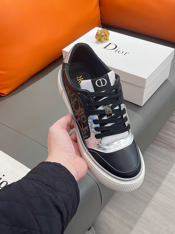 Product name DIORRegular size 38-44 (casual shoes)Material Selected Imported cowhide upper, comfortable sheepskin lining; original factory special outsole;