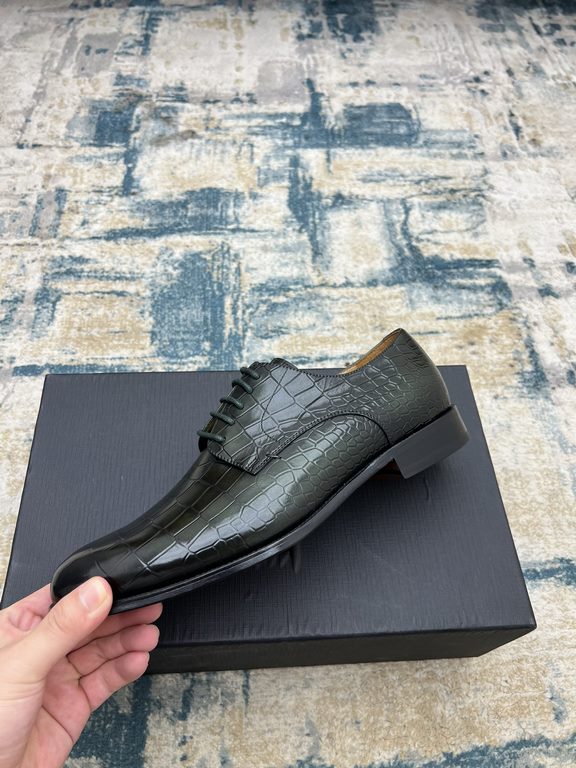 Dior ~ Size38-45D's new men's high-end men's business shoes, made of imported calfskin leather, hand-rubbed color change process, with cowhide liningpadded feet, imported Italian leather outsole, showing luxury!