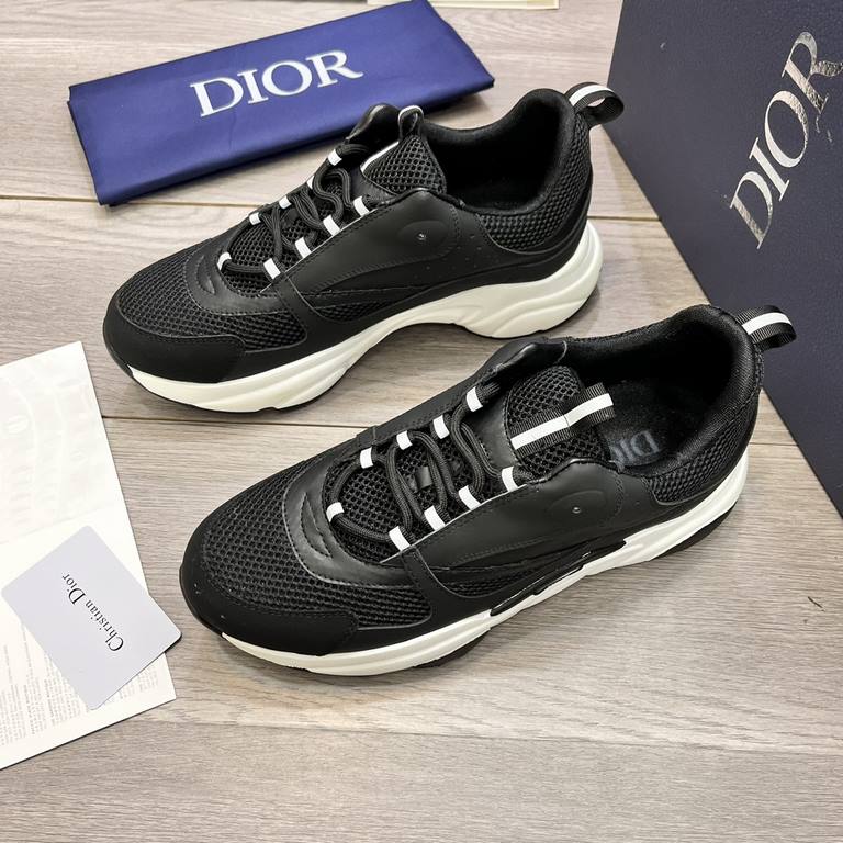 Factory   Dior's latest casual sneakers     Couples fashion explosive models,   version of the simple atmosphere,   fabric using imported cowhide with the original mesh,   comfortable and breathable mesh lining, the orig