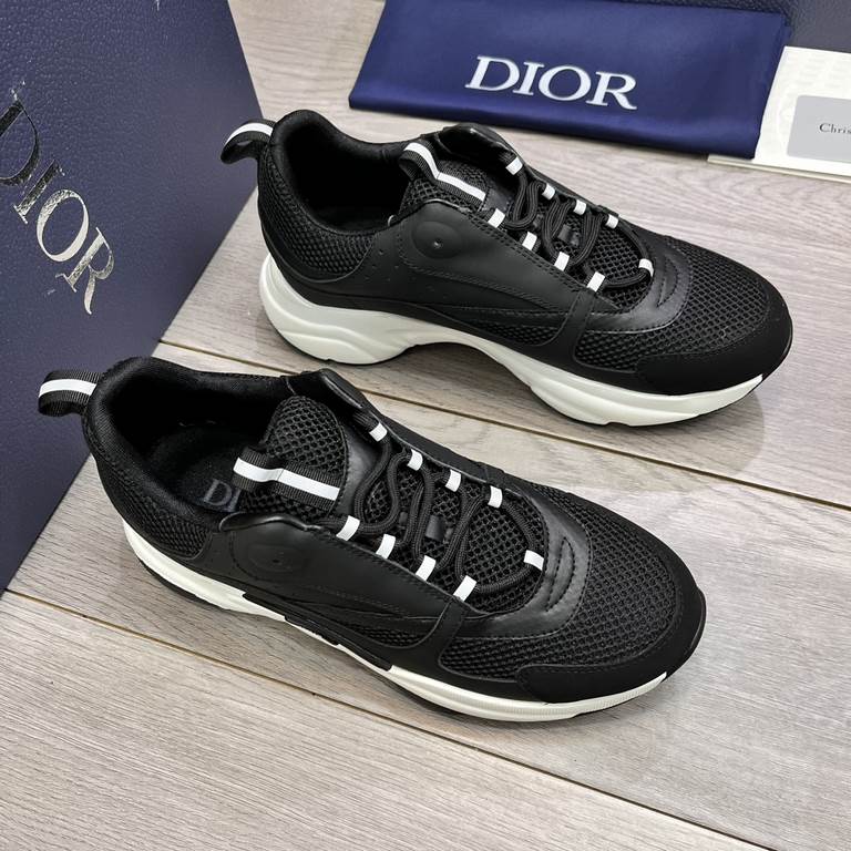 Factory   Dior's latest casual sneakers     Couples fashion explosive models,   version of the simple atmosphere,   fabric using imported cowhide with the original mesh,   comfortable and breathable mesh lining, the orig