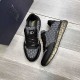 Factory   Dior's latest models of casual sneakers     Casual fashion explosion,   version of the simple atmosphere,   fabric using imported cowhide leather with the original fabric,   breathable mesh lining, the original