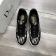 Factory   Dior new casual sneakers     Casual fashion pop models,   version of the simple atmosphere,   The fabric is made of imported cowhide leather with cloth,   sheepskin lining, the original wear-resistant rubber ou