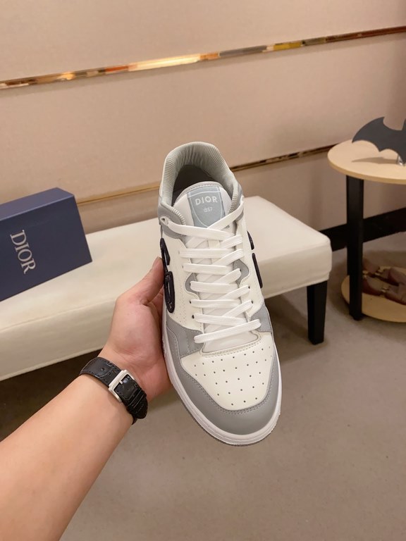 Factory Price [Celebrate] [Celebrate] [Celebrate] The latest online DIOR brand ambassador Wang Junkai wonderful interpretation of Dior's new B30 sneakers, with modern lines and technological fabrics to create a dynamic c