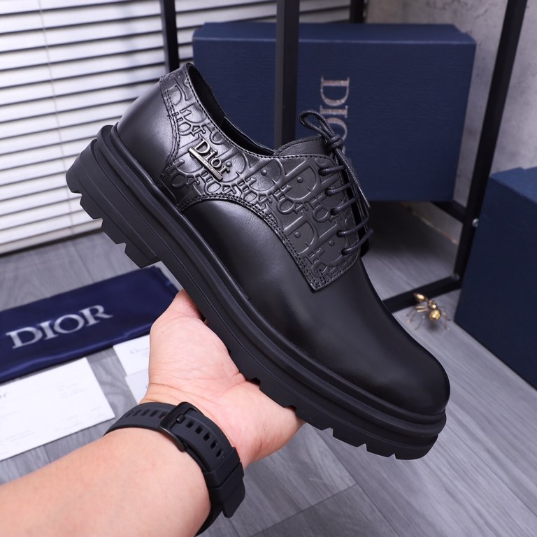 Brand Dior Formal ShoesSize 38-44Material Selected cowhide upper Cowhide lining    Original outsole