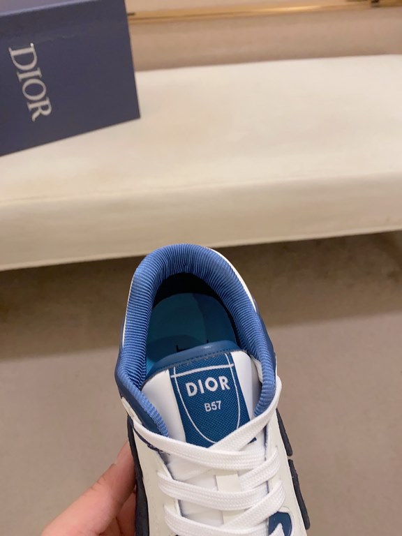 Factory Price [Celebrate] [Celebrate] [Celebrate] The latest online DIOR brand ambassador Wang Junkai wonderful interpretation of Dior's new B30 sneakers, with modern lines and technological fabrics to create a dynamic c