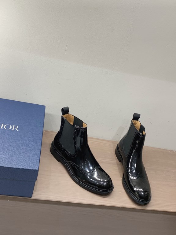 DIOR Dior boutique men's boots, uppers imported cowhide, water-dyed cowhide lining, leather outsole, yards 38-44 (45 customized non-refundable and non-exchangeable), in stock!