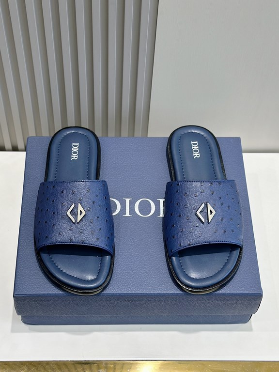 Dior Alias Men's Cowhide SlippersNew for summer, these Alias sandals make a statement of casual elegance. Crafted from grained cowhide leather, Oblique printed fabric and lined with cowhide leather! Cross-strap design wi