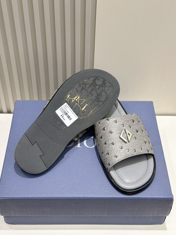 Dior Alias Men's Cowhide SlippersNew for summer, these Alias sandals make a statement of casual elegance. Crafted from grained cowhide leather, Oblique printed fabric and lined with cowhide leather! Cross-strap design wi