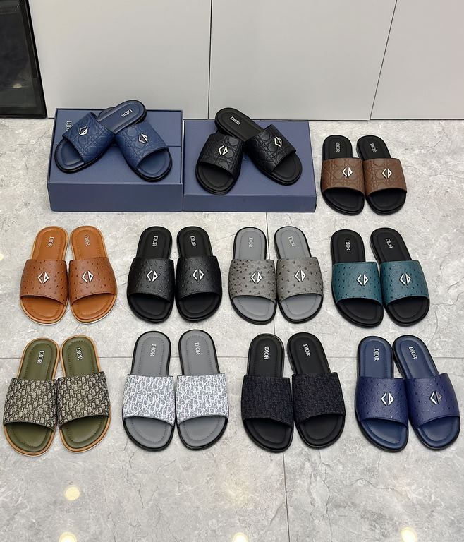 Dior Alias Men's Cowhide SlippersNew for summer, these Alias sandals make a statement of casual elegance. Crafted from grained cowhide leather, Oblique printed fabric and lined with cowhide leather! Cross-strap design wi