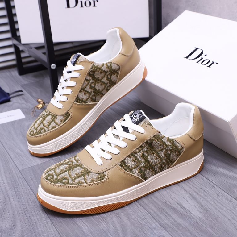 Brand Dior Casual ShoesSize 38-44Material Selected cowhide upper, sheepskin lining    original outsole