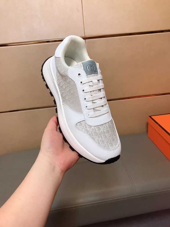 Factory price    [Dior Dior] new casual shoes, must explode models , using the trend of fashion shoes   the latest - explosive models   uppers are made of imported cowhide leather   printed fabric splicing design , breat