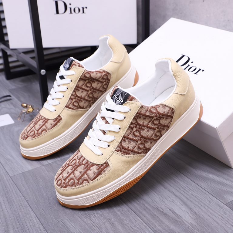 Brand Dior Casual ShoesSize 38-44Material Selected cowhide upper, sheepskin lining    original outsole