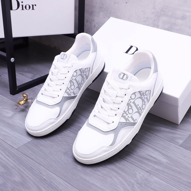 Brand Dior Casual ShoesSize 38-44Material Original upper, sheepskin lining, original outsole.