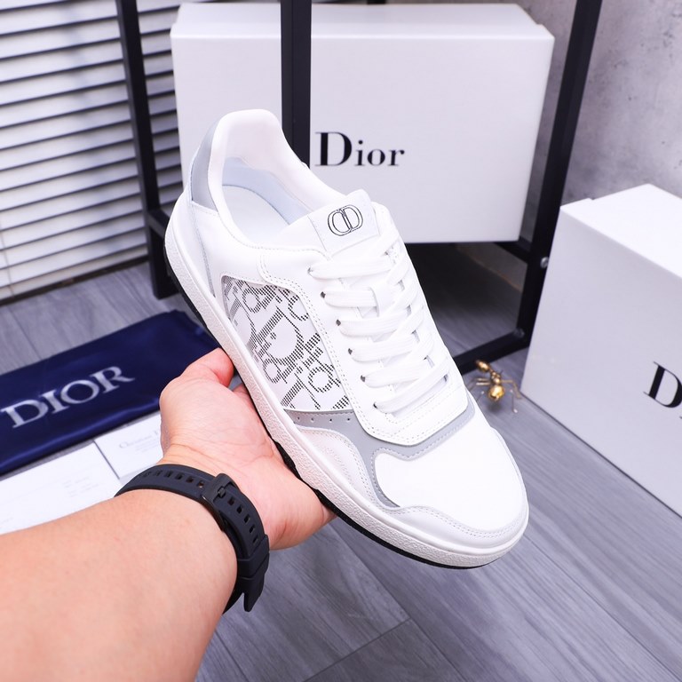 Brand Dior Casual ShoesSize 38-44Material Original upper, sheepskin lining, original outsole.