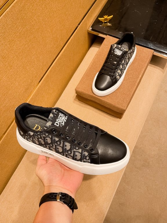 factory   [Dior 】   men's shoes high-end brand official 11 latest masterpiece the upper is made of Italian imported first layer cowhide with comfortable breathable lining  original anti-slip wear-resistant outsole produc