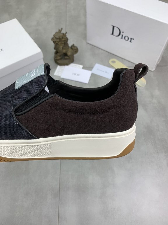 Factory price   Dior new [Dior] SSFENDI    classic versatile models  original pattern LOGO classic elements everywhere show personalized, with what pants are good    shoes imported Italian calf leather, imported first la