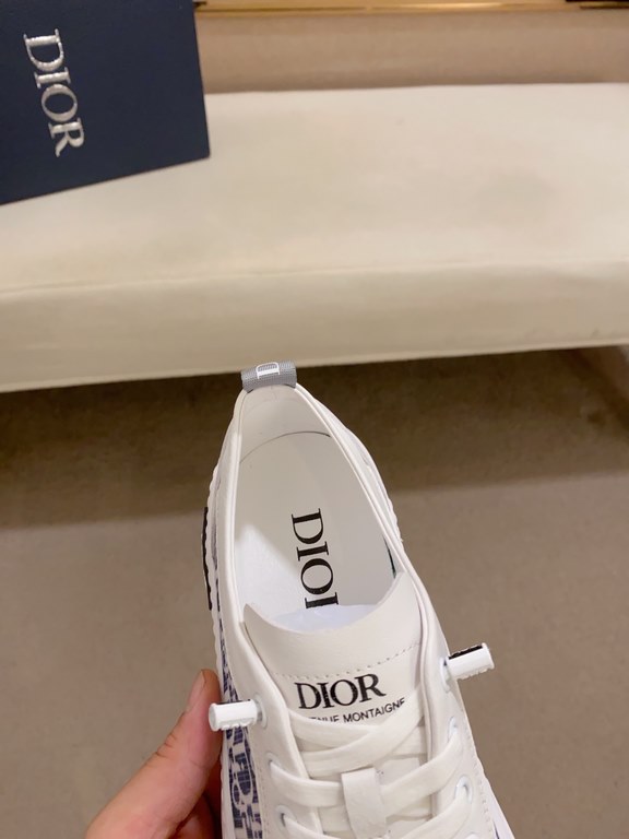 Factory price [Dior] new casual sports style men's shoes, new spring and summer models design, perfect workmanship, lace-up lazy models to create the quality of the suitcase, Upper imported first layer cowhide, senior sh