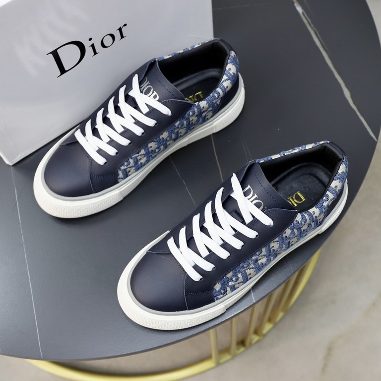 Factory  ♂  ♂  ♂Brand Dior DIORStandard code men's code 3844 (45 can be customized)Grade official website with the same high-quality men's shoesMaterial original leather material with sheepskin lining original non-slip w