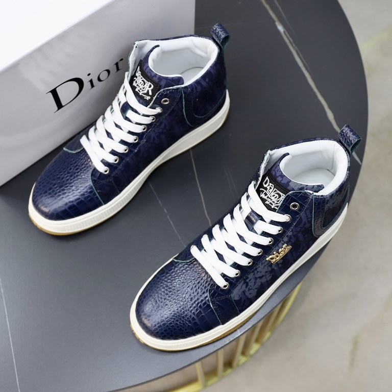 Factory   ♂  ♂  ♂Brand Dior DIORStandard size 38-44 (45 customized)Grade official website with the same modelMaterial original leather comfortable breathable lining lightweight soft wear-resistant outsolestyle category m