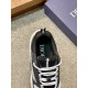 Dior Dior B22 Men's Jogging Fashion SneakersThis piece draws inspiration from vintage joggers. Featuring a chunky low-top design, the upper is made from selected cowhide leather and mesh fabric with a black and white emb