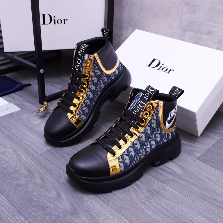 Brand Dior Casual ShoesSize 38-44Material Original upper, sheepskin lining, original outsole.