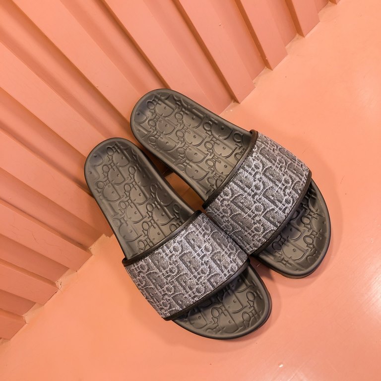 Dior Dior  2024 men's summer slippers, high-end boutique, upper calfskin embossed, loose and comfortable, recommended to get, lined with head layer calfskin, double-layer combination outsole!Size38-45.