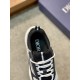 Dior Dior B22 Men's Jogging Fashion SneakersThis piece draws inspiration from vintage joggers. Featuring a chunky low-top design, the upper is made from selected cowhide leather and mesh fabric with a black and white emb