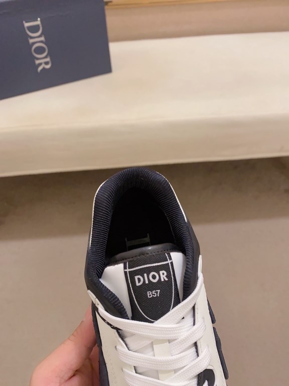 Factory Price [Celebrate] [Celebrate] [Celebrate] The latest online DIOR brand ambassador Wang Junkai wonderful interpretation of Dior's new B30 sneakers, with modern lines and technological fabrics to create a dynamic c