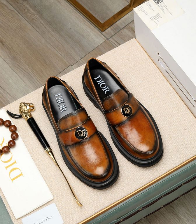 Dior - . Dior high-end leather shoes, fabric imported Italian cowhide  water-dyed cowhide lining  cowhide lining  special original outsole, fine workmanship, in-kind shooting  size 38-44 (with a full set of packaging)