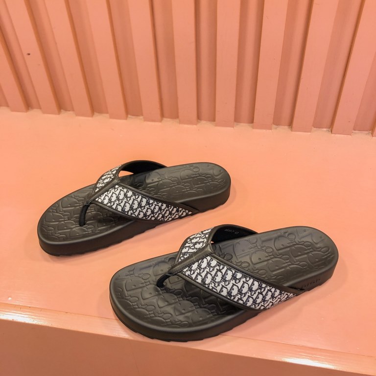 Dior Dior  2024 men's summer slippers, high-end boutique, upper calfskin embossed, loose and comfortable, recommended to get, lined with head layer calfskin, double-layer combination outsole!Size38-45.